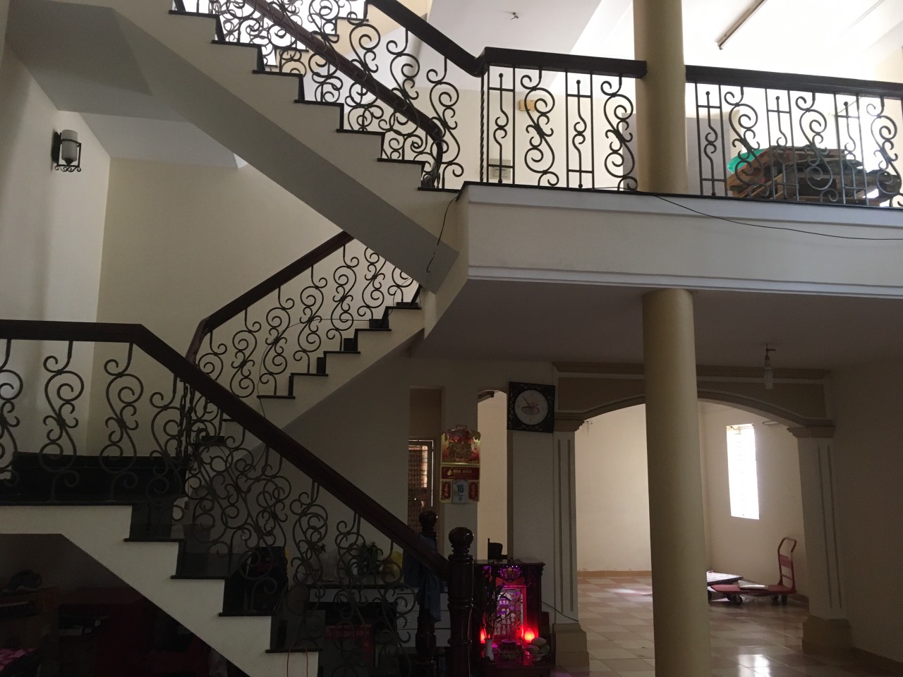 nha- tan-phu-vu-nha-pho