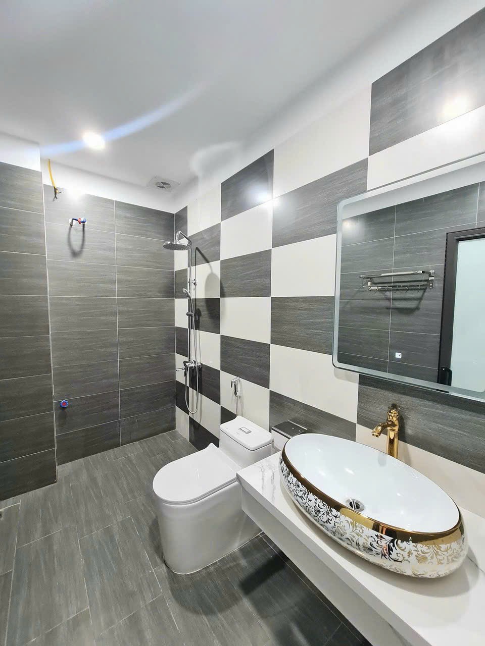 z4472809518604_a6888785714a7fe629cc1c9845ebd1a3