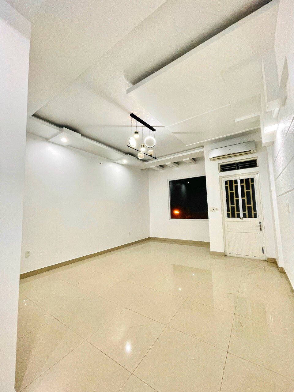 z5110538068940_80a8a40955b47791fb153ba2483eb7fb