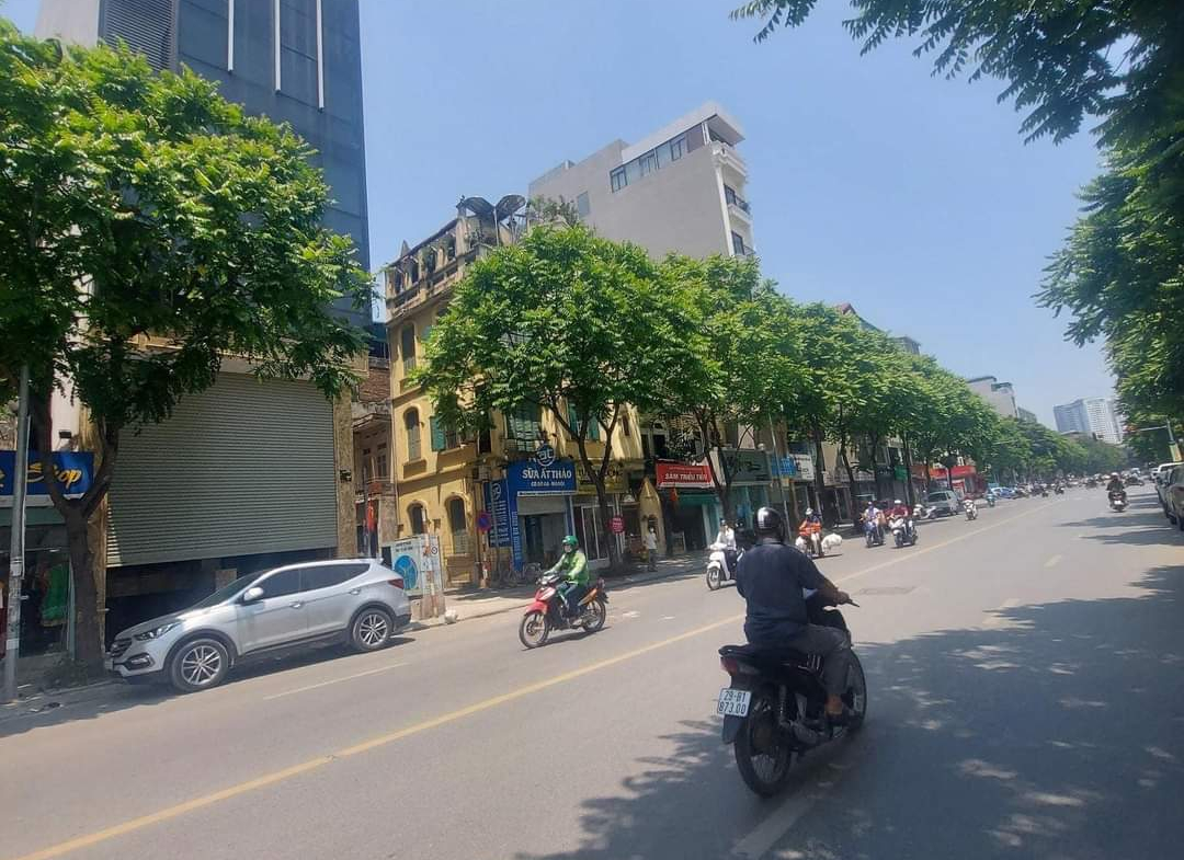 z5240333246125_936207f4790aa4540bd1bbfae5013047