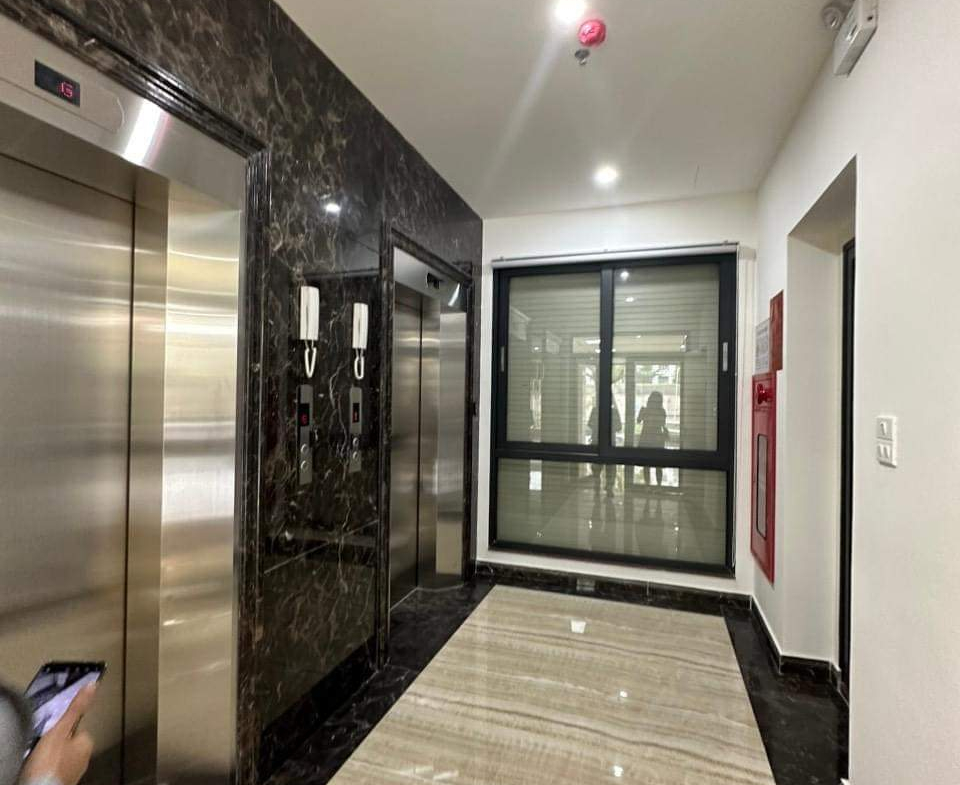 z5240620242704_44b5d2a59fd6f2fe937e6442ceb63a8e