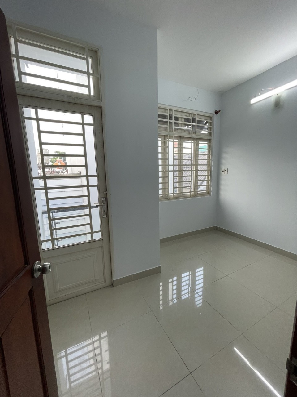 z5274202678588_379516cb4c343cd2a11e05b6edf0fe1a