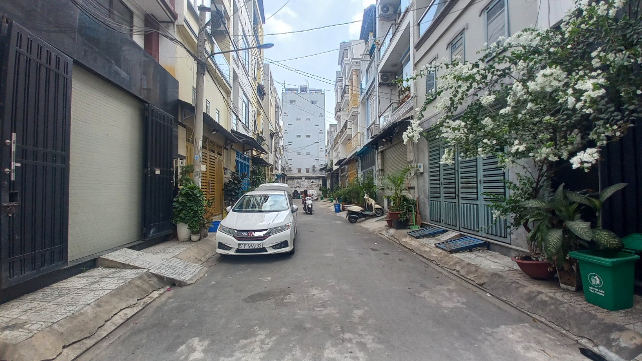 z5275251046360_177943729b26998560f0629c1cff25ea