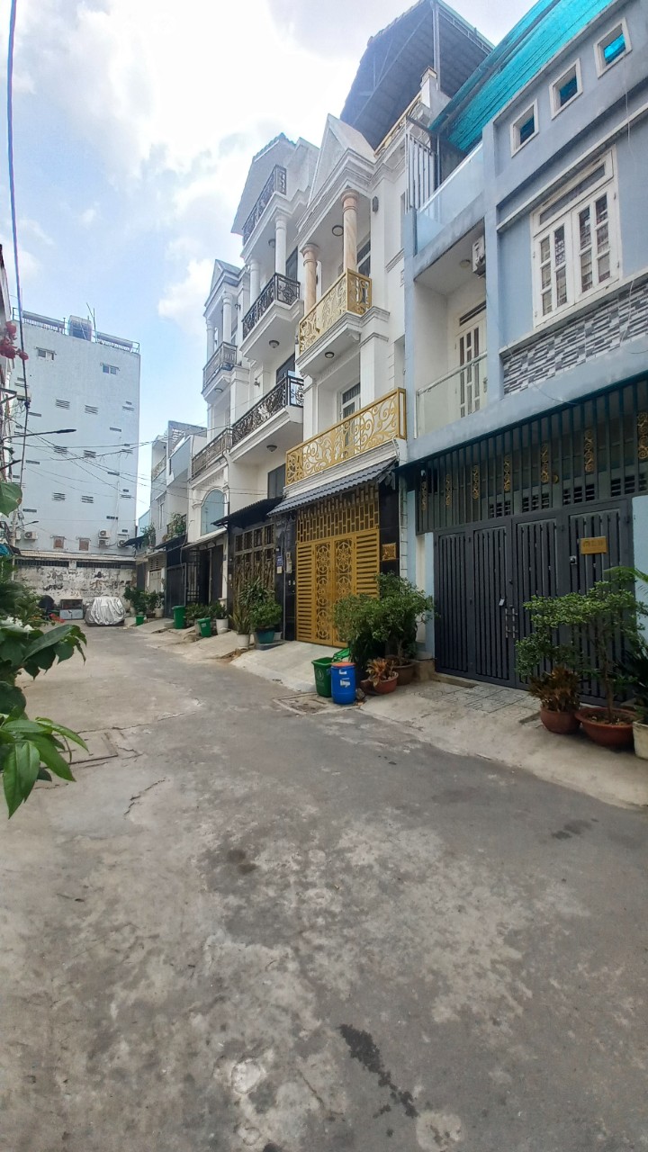 z5275251051546_993936a847168a005d83c94b66aae835