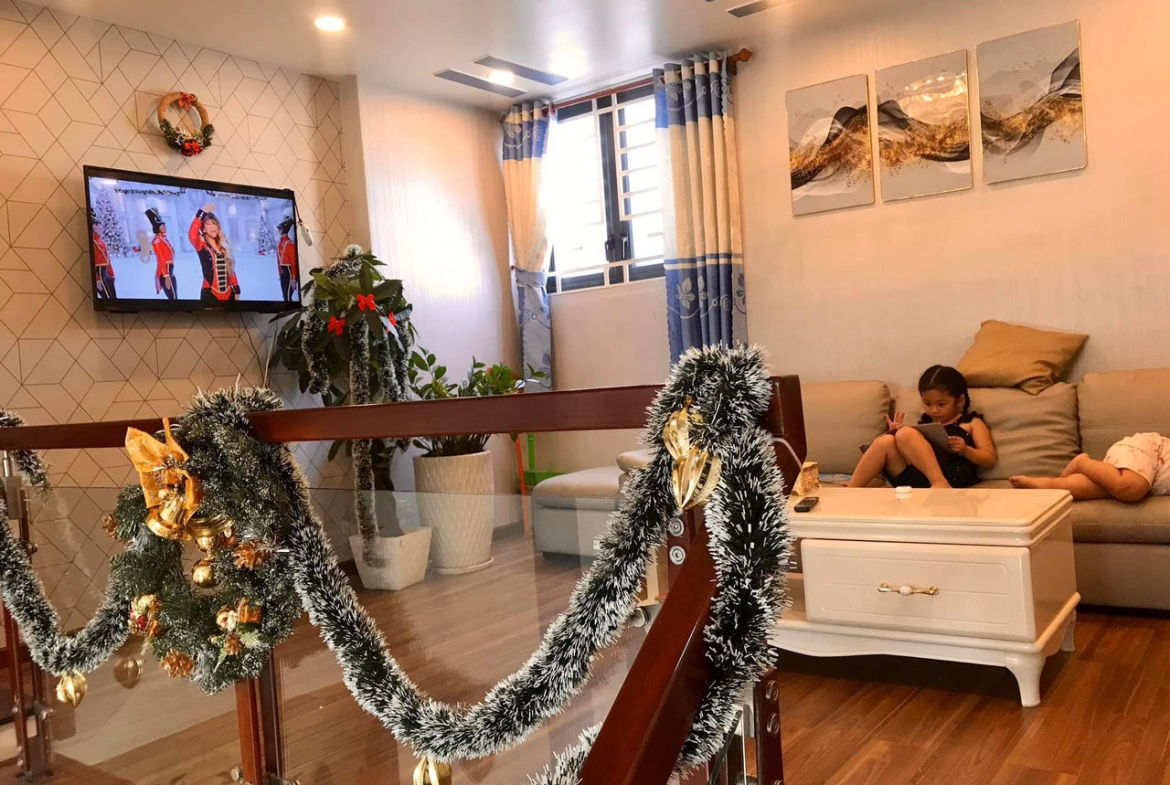 z5275251380449_bca315aed37157937395079975dd2085