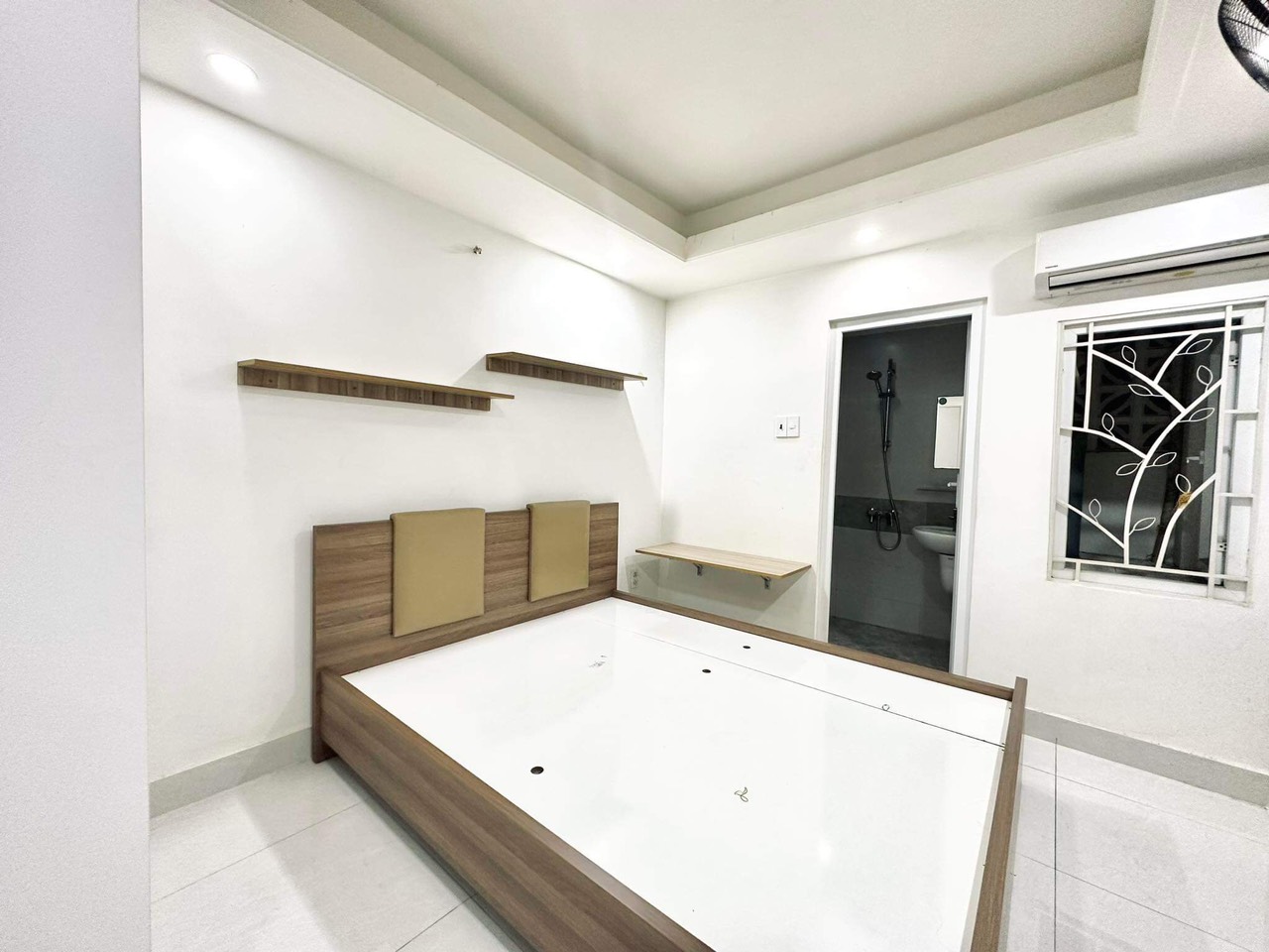 z5304855248242_d4c546e7a4553145f40da3001706cdf9