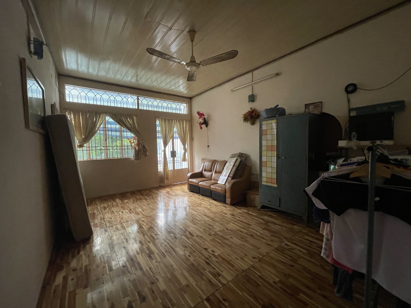 z5306149281069_fb6cb2408f1cdc31835110d9c043a62c