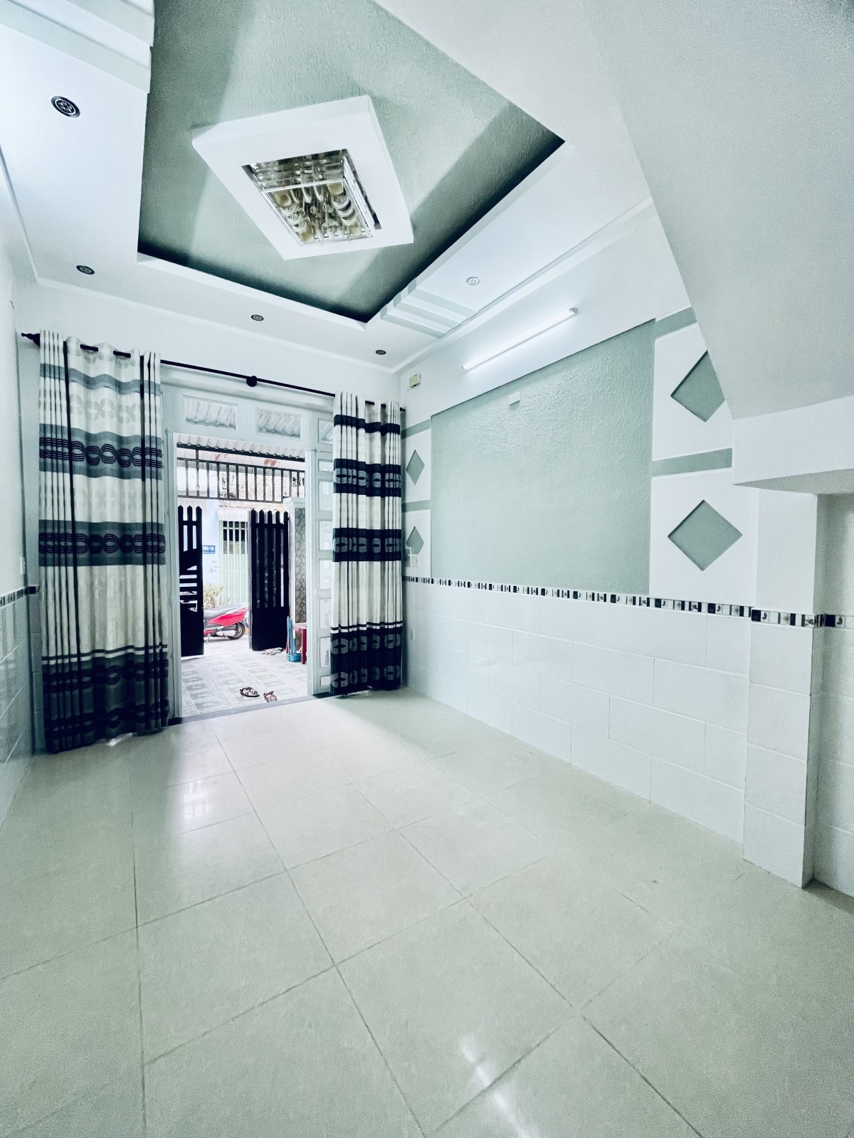 z5308325787256_d1b70260aa95f3ec791bdc15c388bdd5