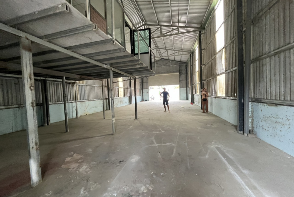 z5311415279848_f0823572ba160ef9ed4807386261573a