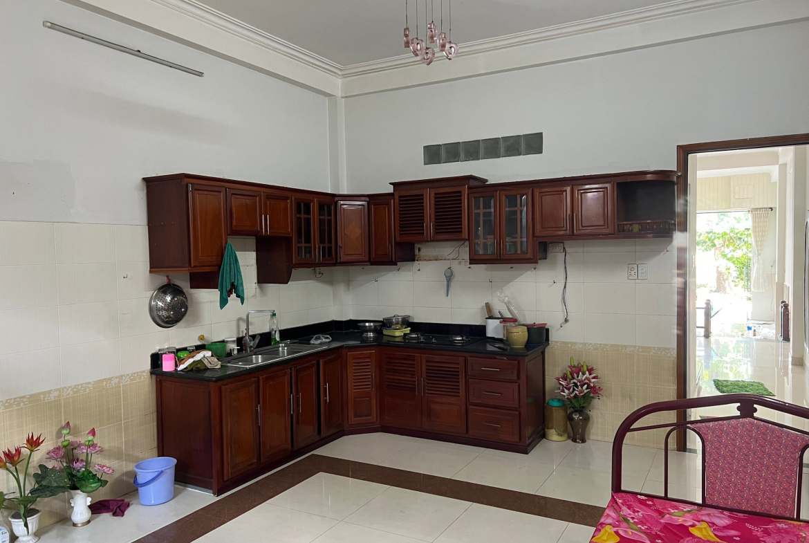 z5317234037748_390fedca29e47260700318d73f7baf19