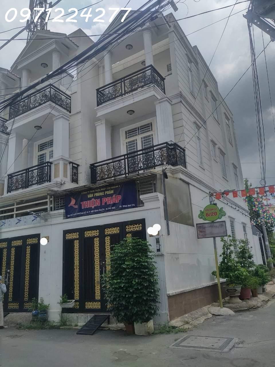 z5320271654767_5a84f8df6c55afa94e591324609d6f3f