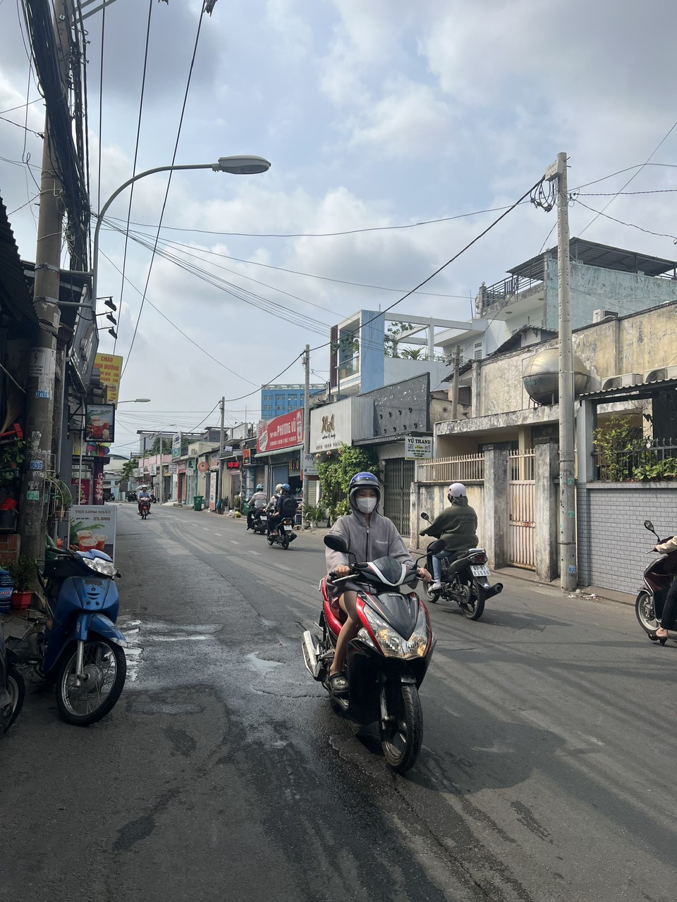 z5329503228045_50a44678c9f19791056c4f2522ab2537