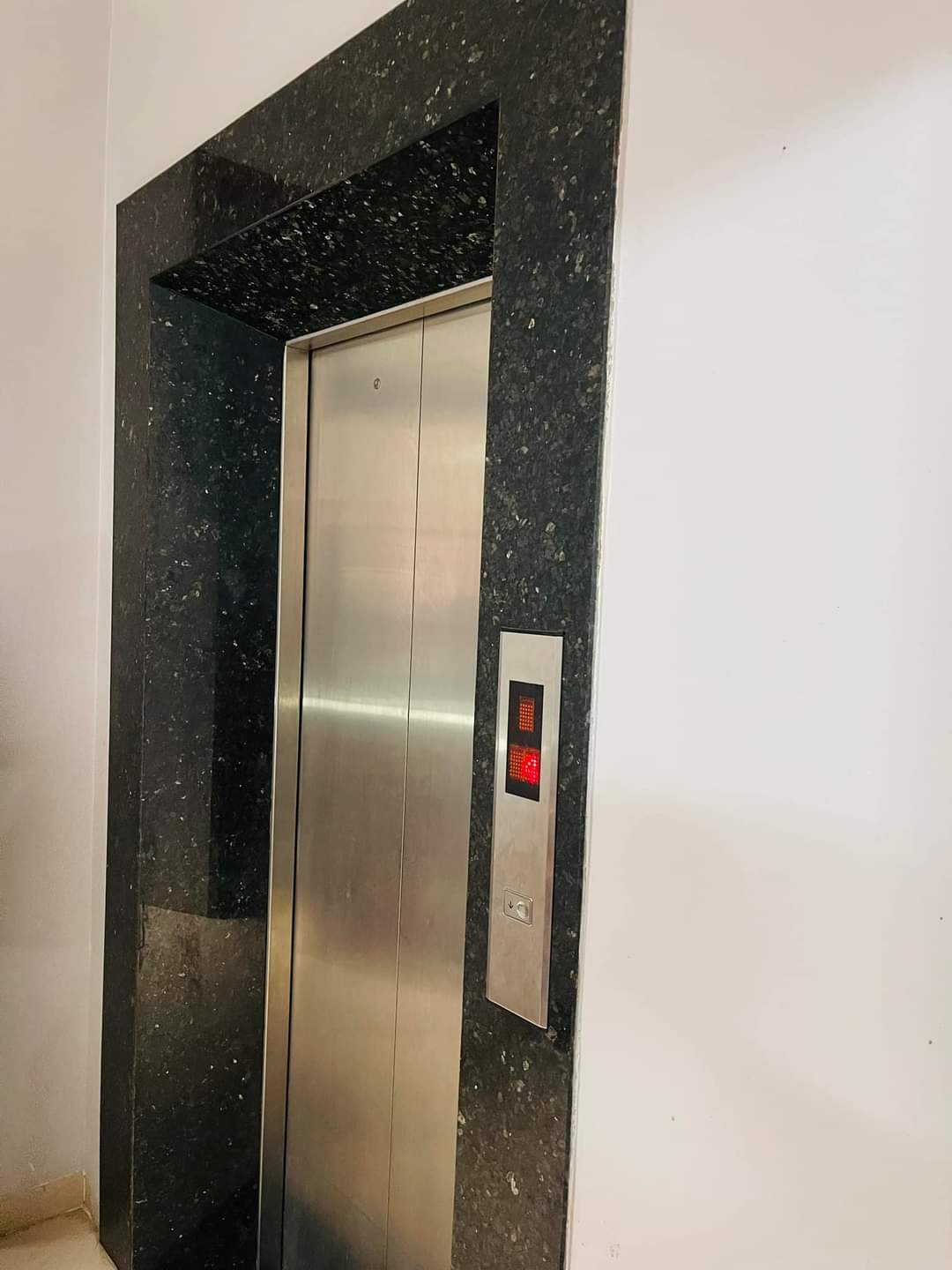 z5330842009070_4718ebadb6c4451ee6cf708881bec300