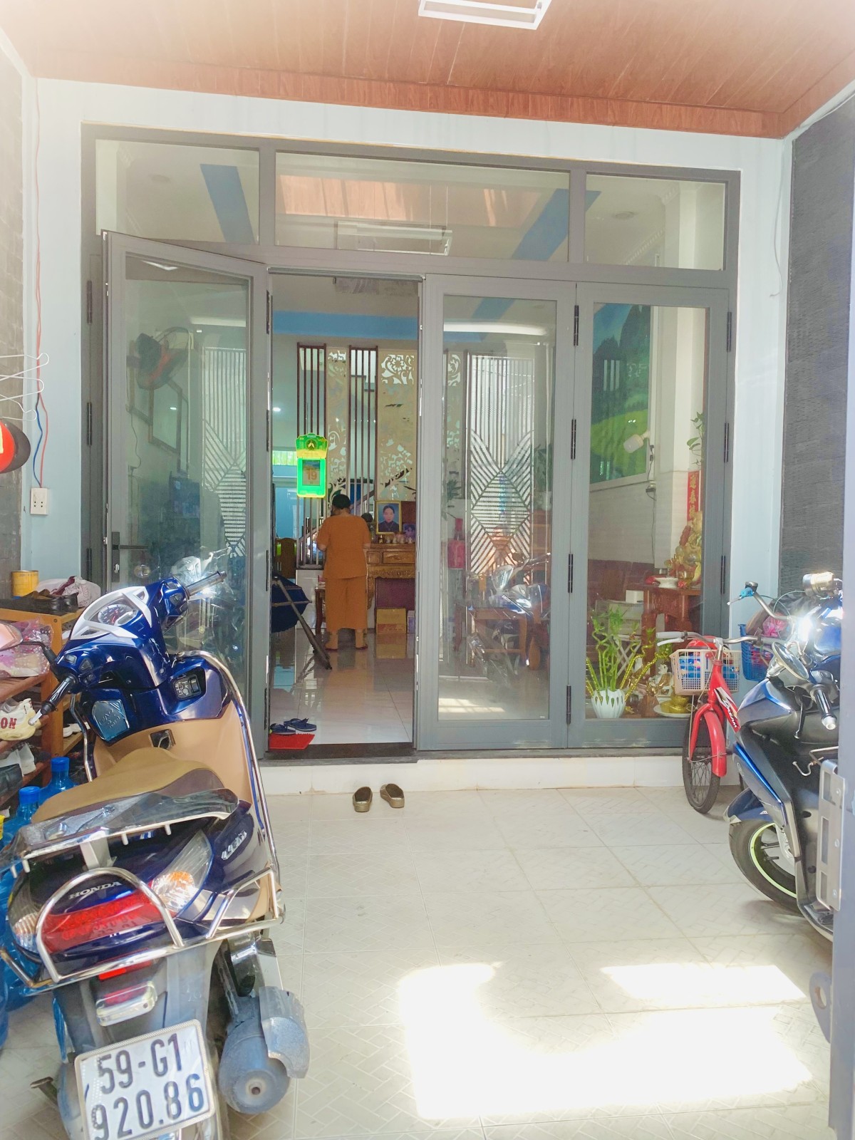 z5332454003775_eba17a35a28ed459dc902b78dc44d41b