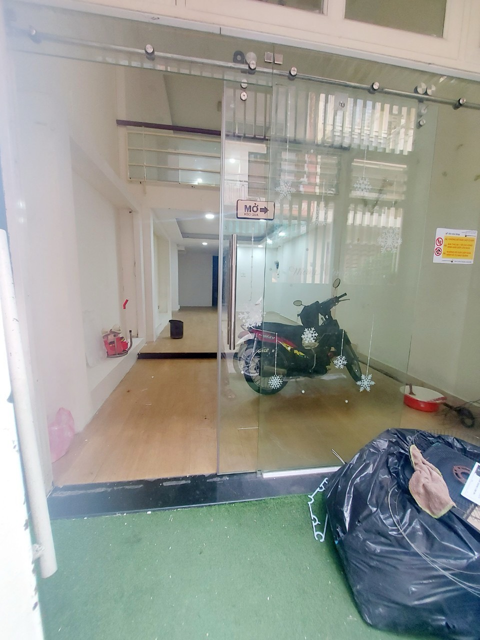 z5334352842096_0b36a13dd9da9a5306bcffa00110c594