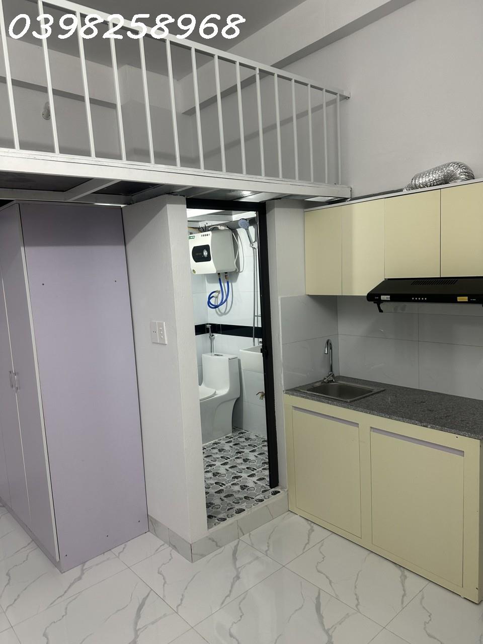 z5334548935579_eab434c7ea00234e2393478c79de6177