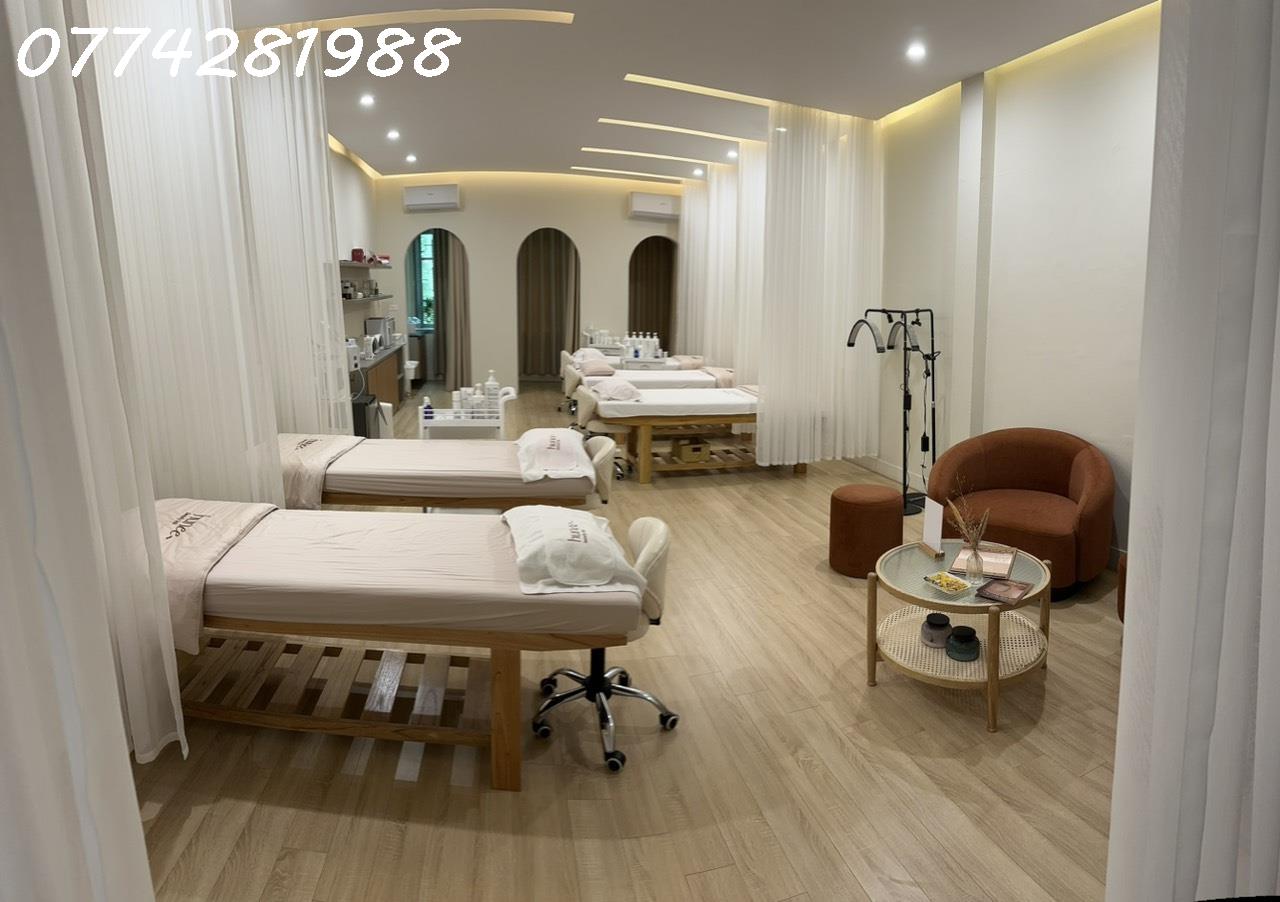 z5335094813210_21639f2212e061ea25b6837b42179681