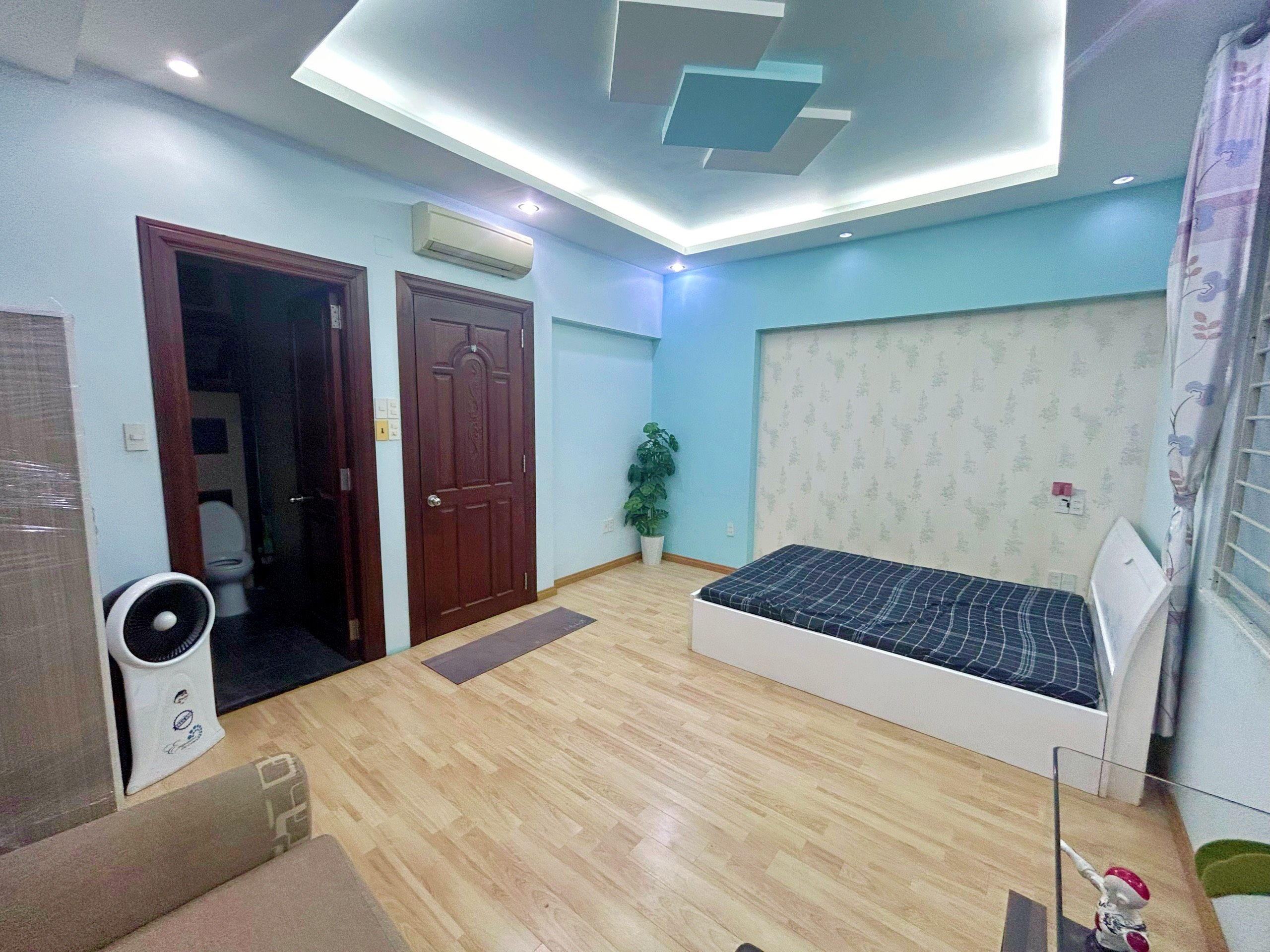 z5337621106660_873234d4af128d36a0b3b9c65212b08e