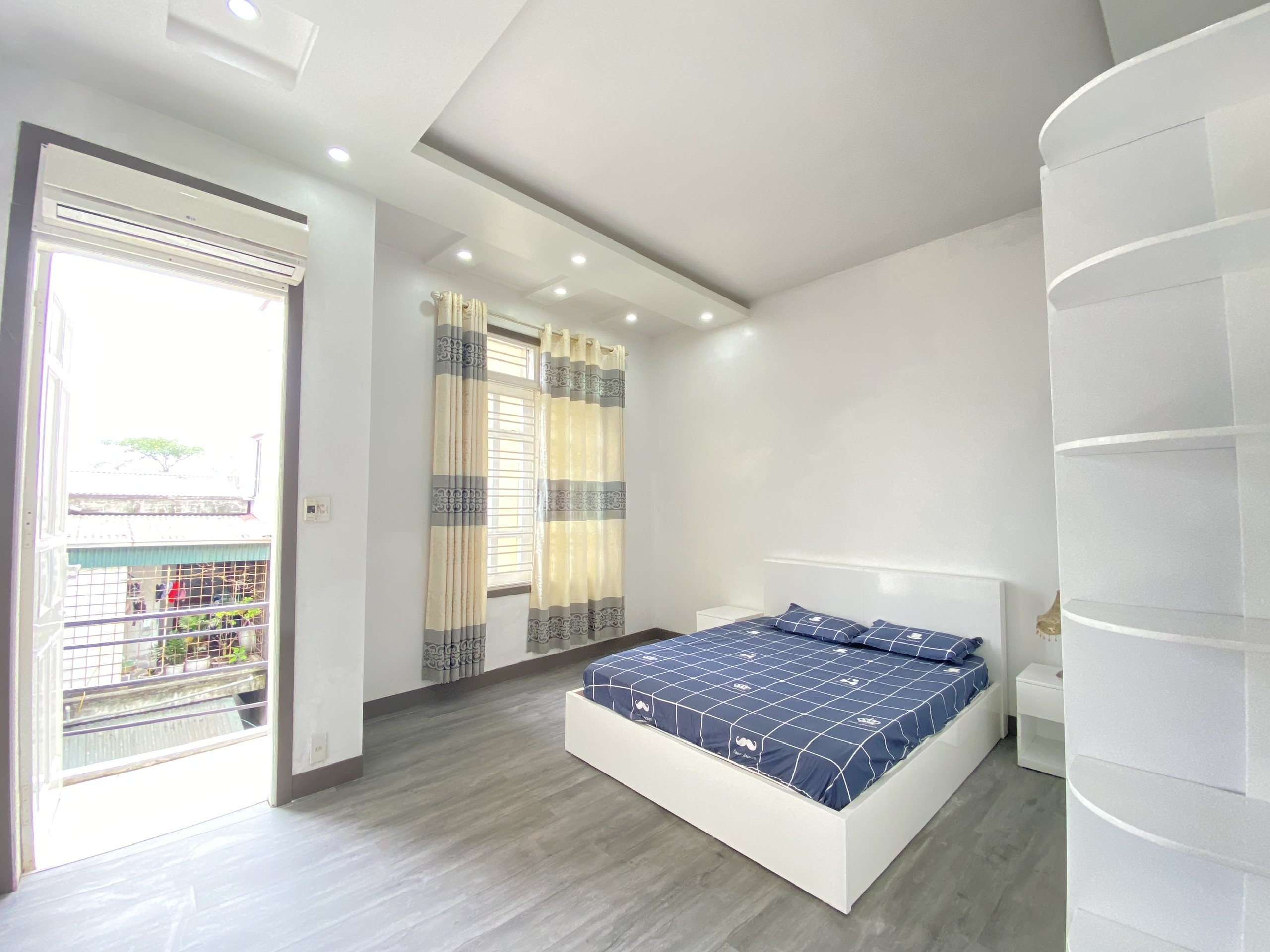 z5353957473329_86b0290e0339b41c9dc3e771583b77cc