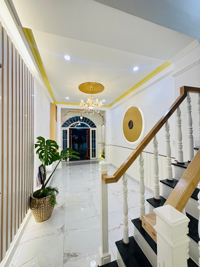 z5355133687097_ca1f249dc89081cd3c24fc662463390c