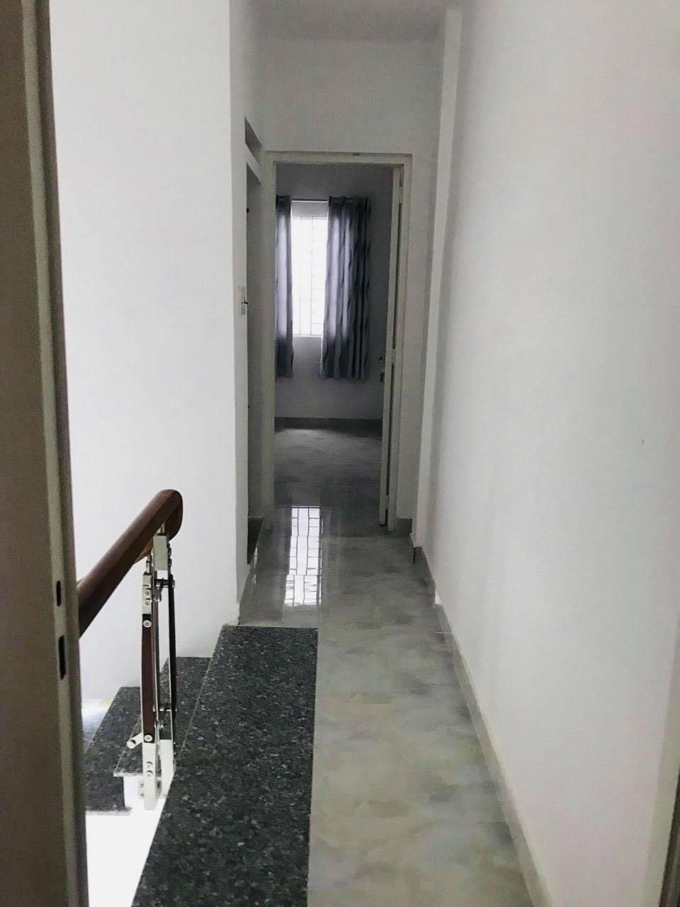 z5355420461737_127ad69ac7f6fbed66454ff0f8e66ac1