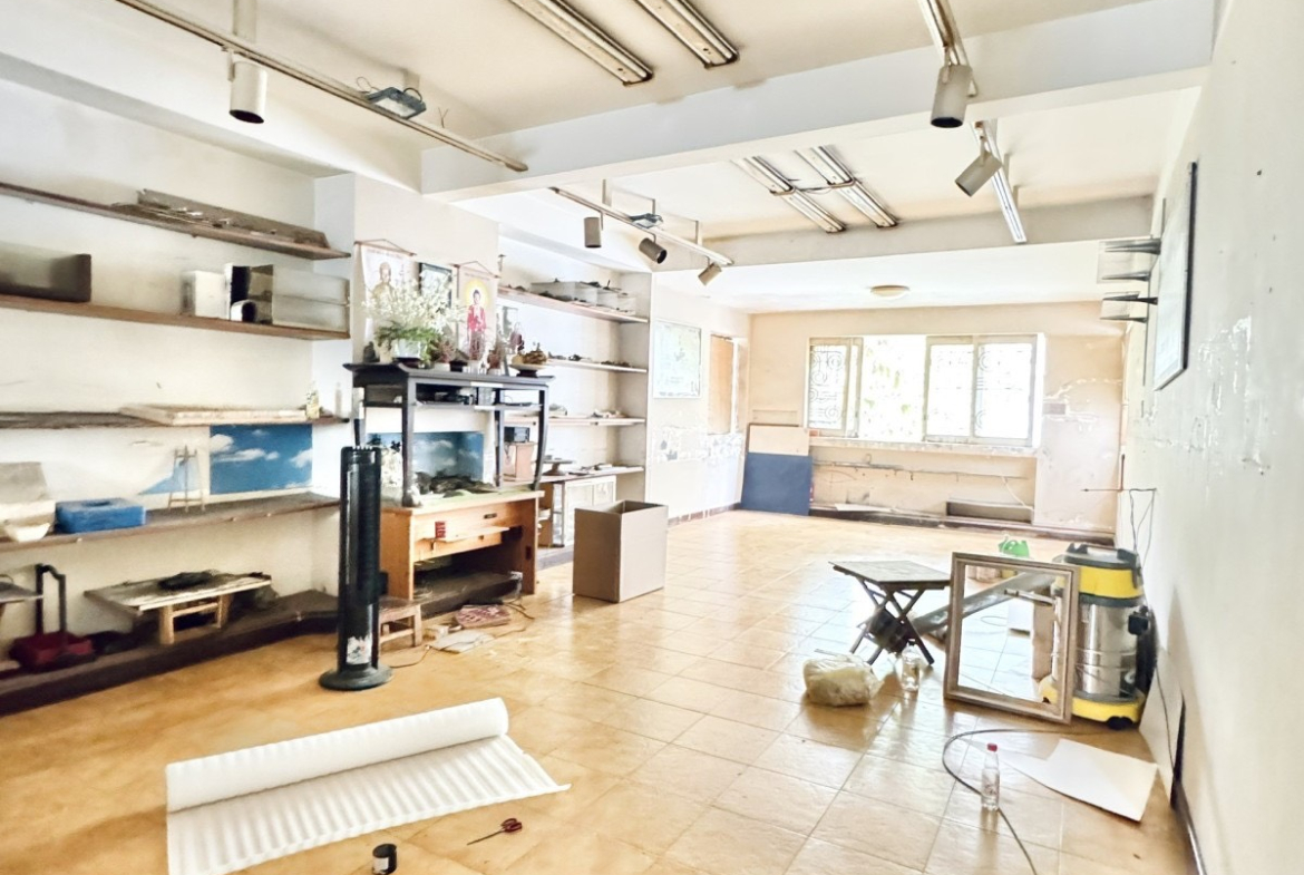 z5357838801312_12f588d8499624eff59ebd020913e2e7