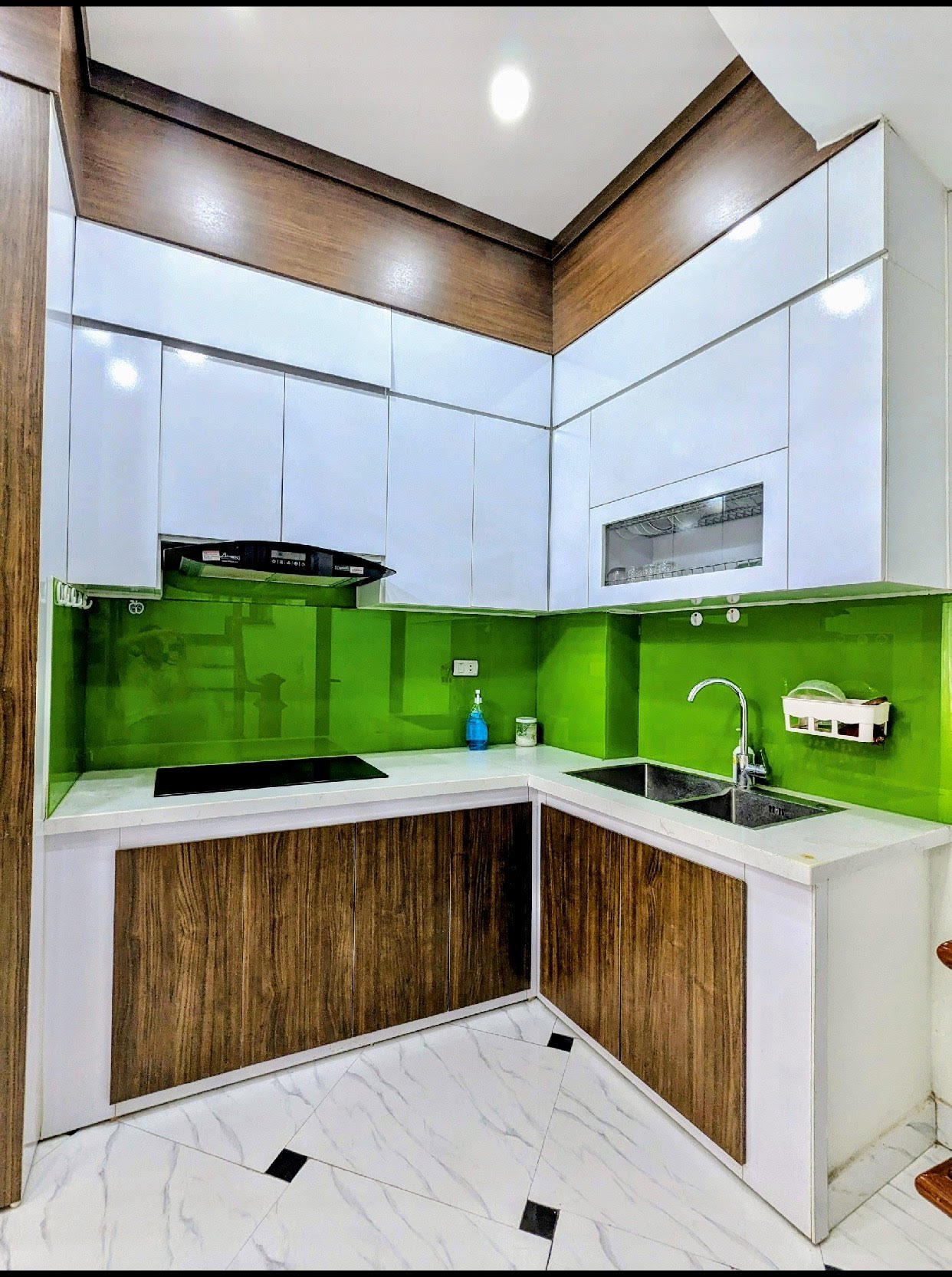 z5360321175706_08058eb9d138950e422ff3adbf6f8b04