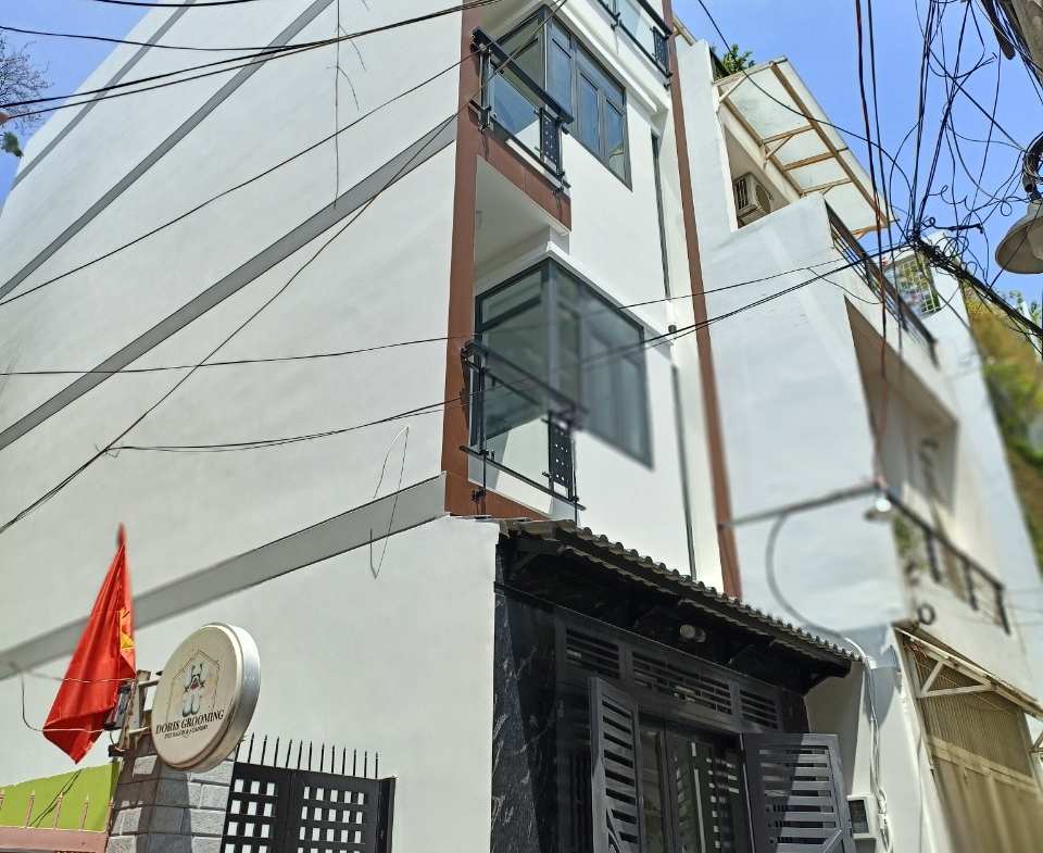 z5361920360607_8ed66f0fba0a5b9e101f017278100422