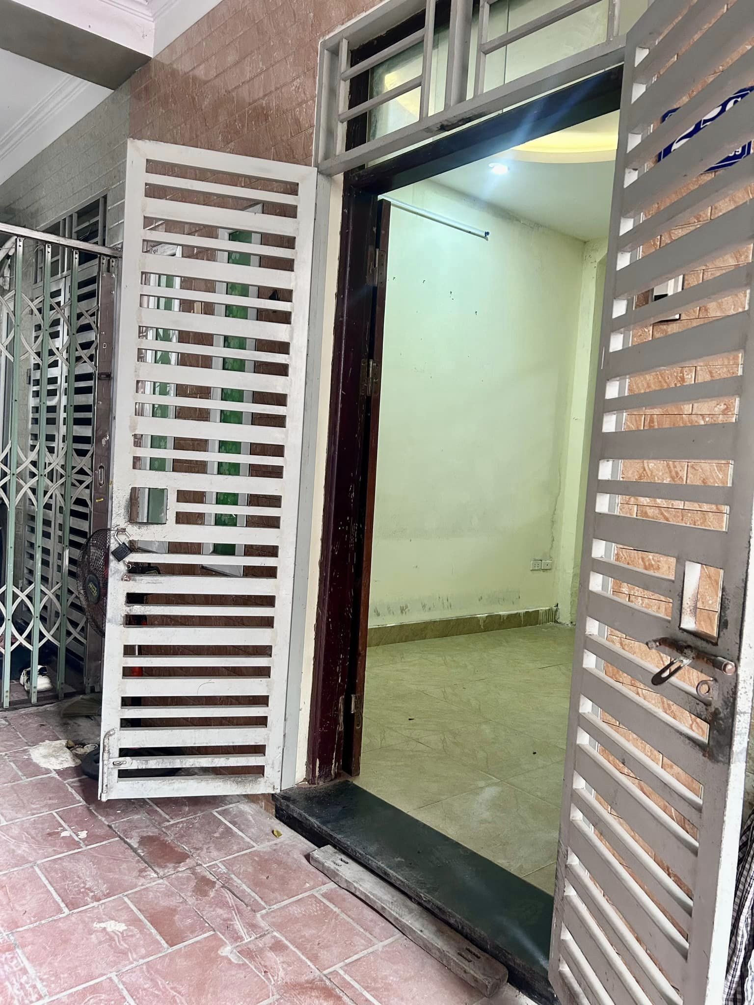 z5377918347256_11e90e0c6fc587c943bdafeaf0dad62a