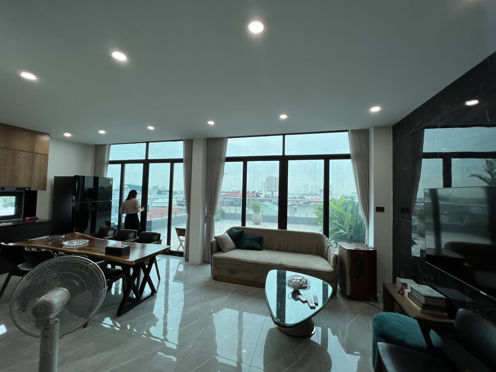 z5384261847981_5703e2d6f8237a8d92b99e23eaf86a80