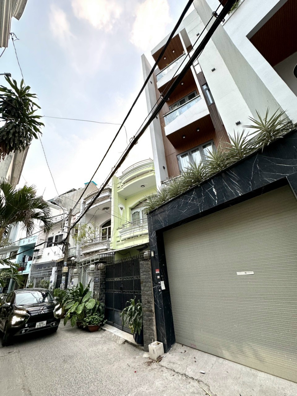 z5384850868345_63fbf1457736de4b6c2da9e5e44ed048