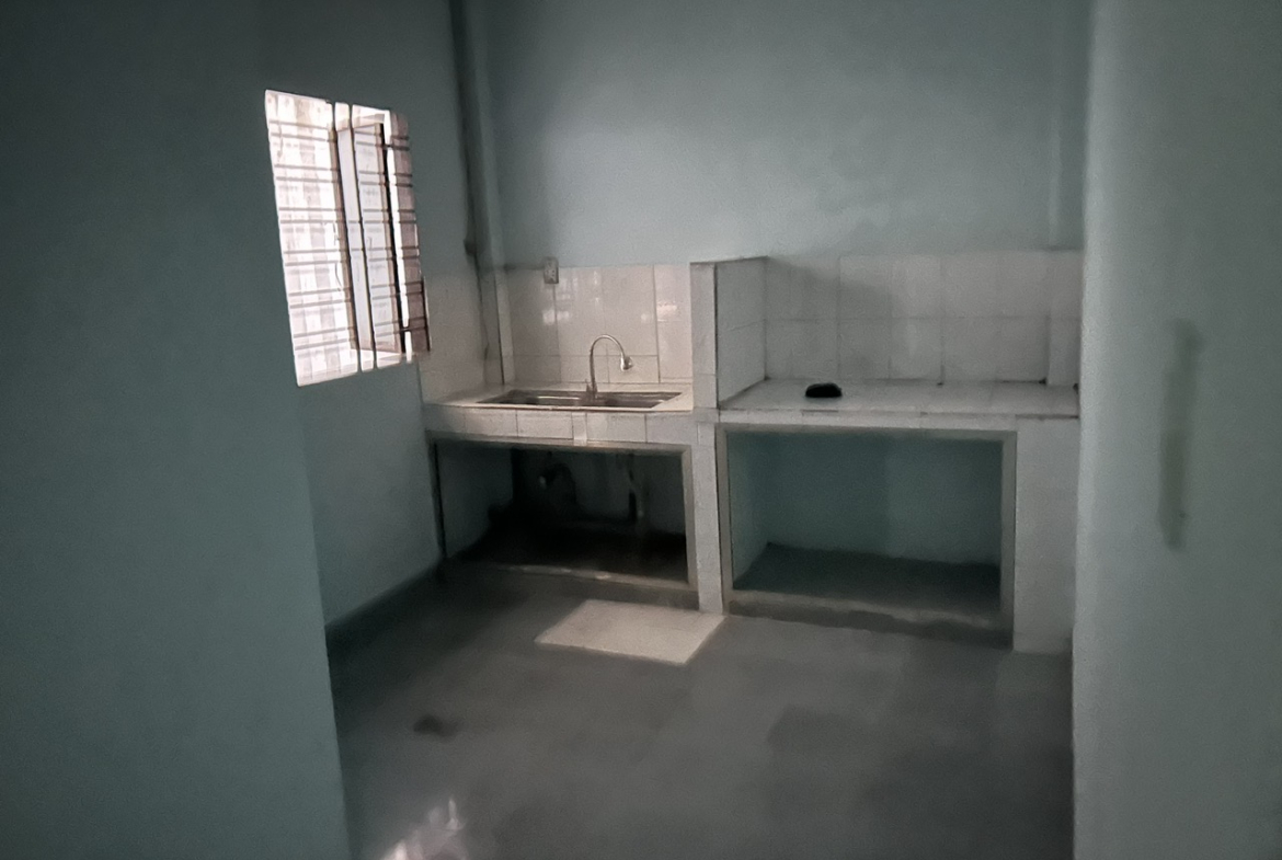 z5385143111921_d8c0bc8cb359af979358fac4554c6eb3