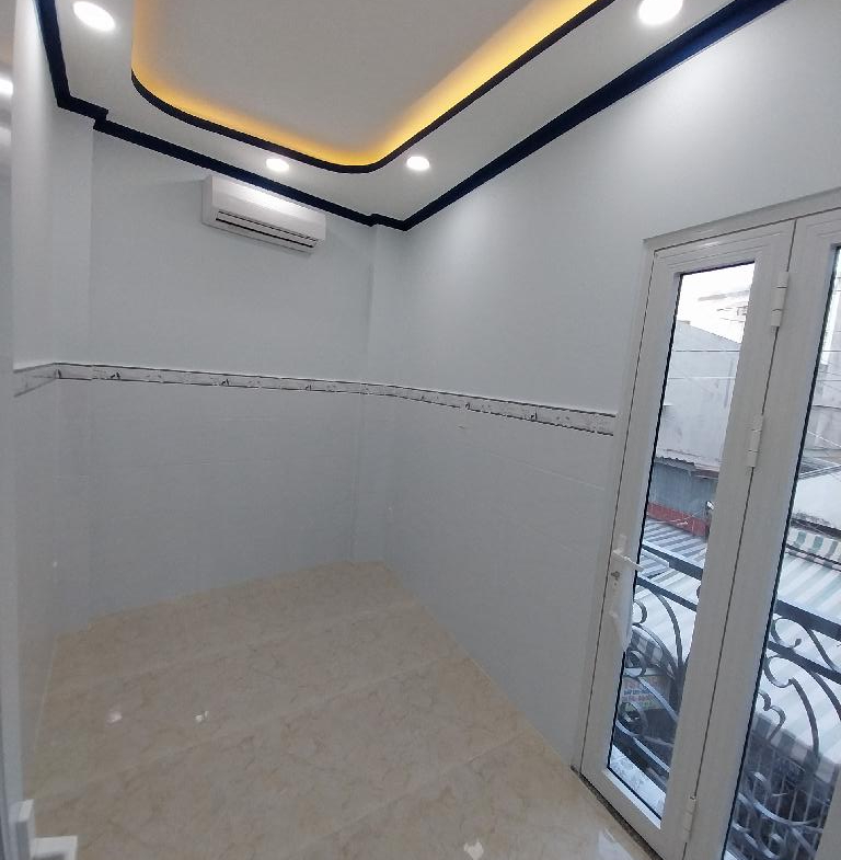 z5387136021064_6bbeb3552b91efc5edb917b9119bff12