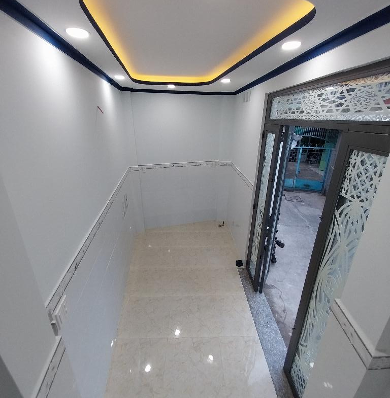 z5387136026460_9b8de6dbacfb476b3ce0212aad7f43da