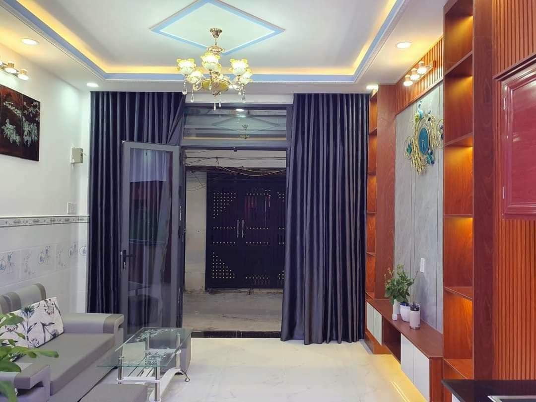 z5390229090033_71edf0f0f2c8eeae5f5e5dc19f4aa70b