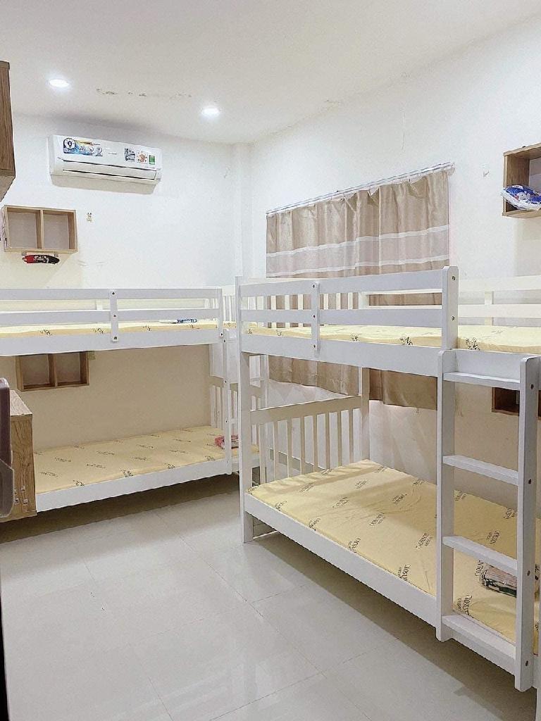 2hew-EC98A476-lujimfez_12_lujimflb (1)