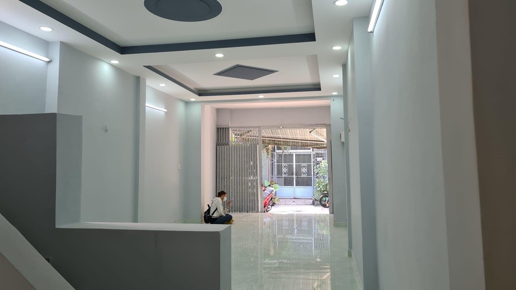 2hfk-81EC9E3B-lvozdgw6_7_lvozdh0i