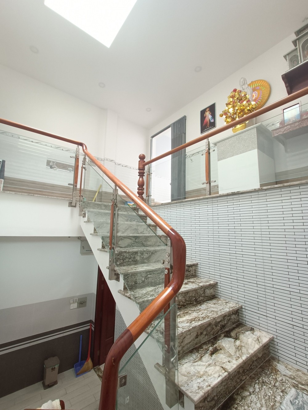 356ac7bb2fd3e68b742fa56edc6446ee.md