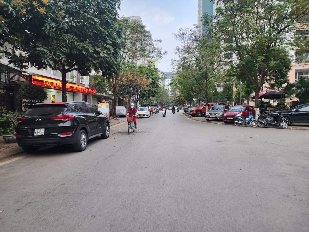 409043561_2078585725857054_6352956053659966362_n