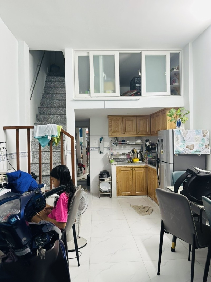 BAN NHA TAN BINH PHAM VAN HAI (5)