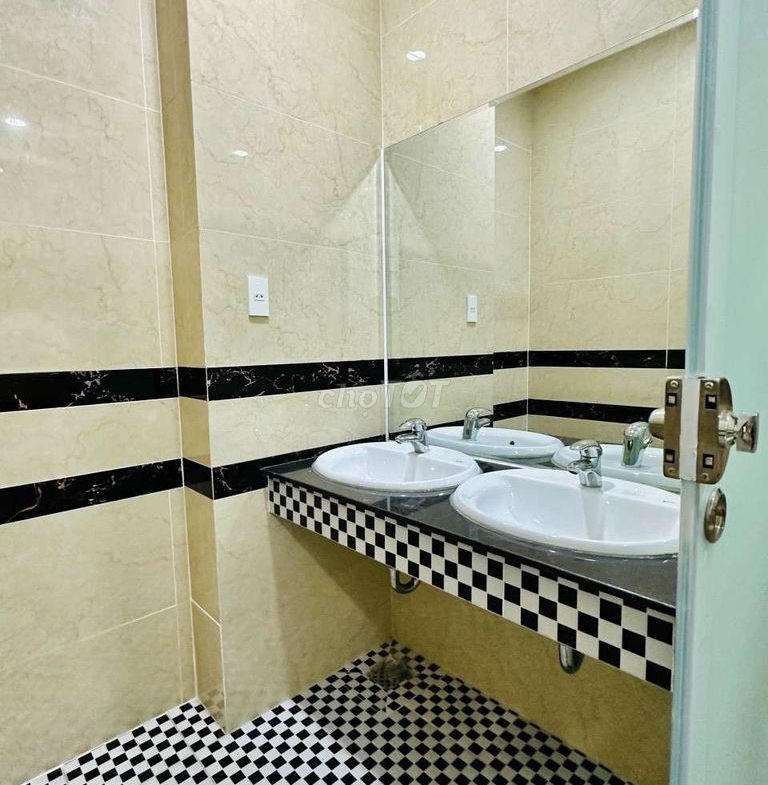 a247868eb03cf7283cd745a3d649f4bc-2879009009829511684