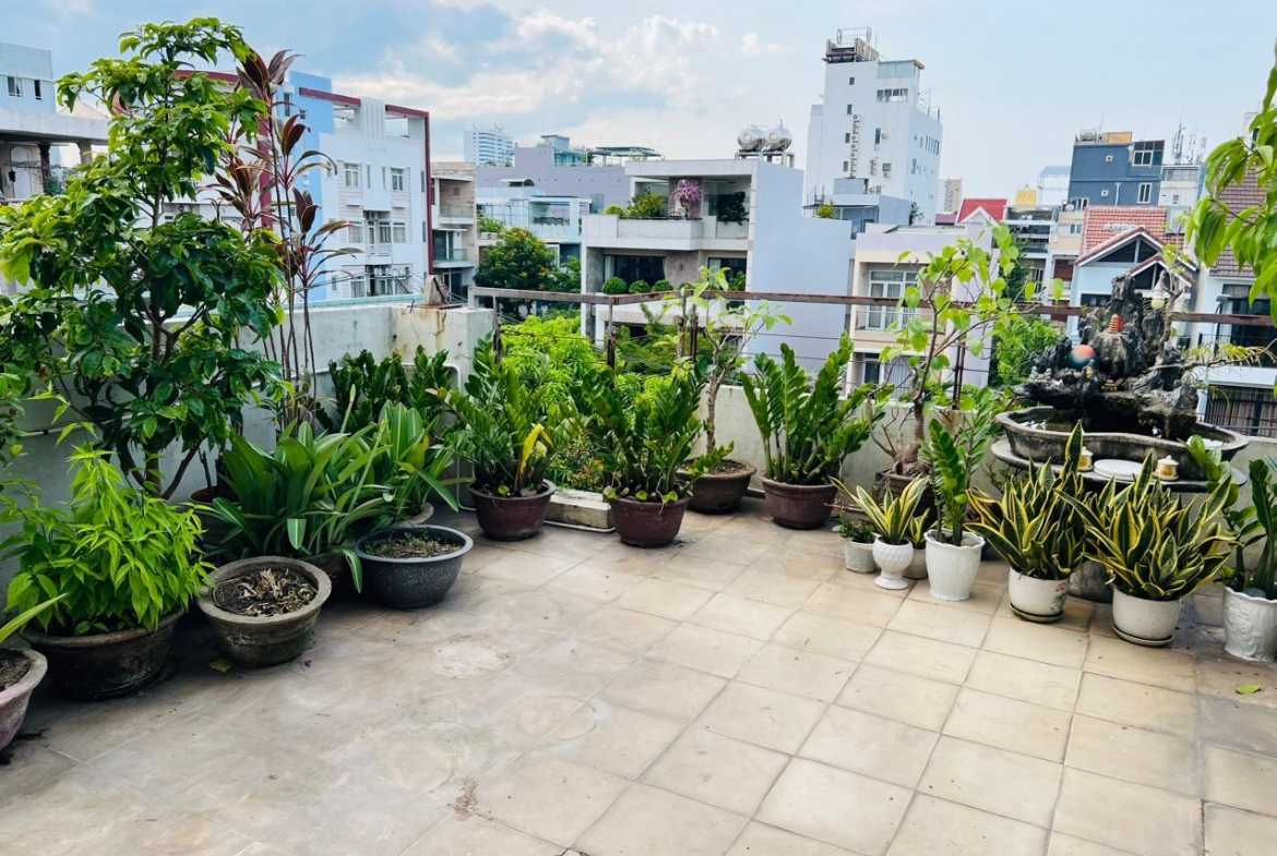 a6f23e57544c16b1e3009bf58b6723ba