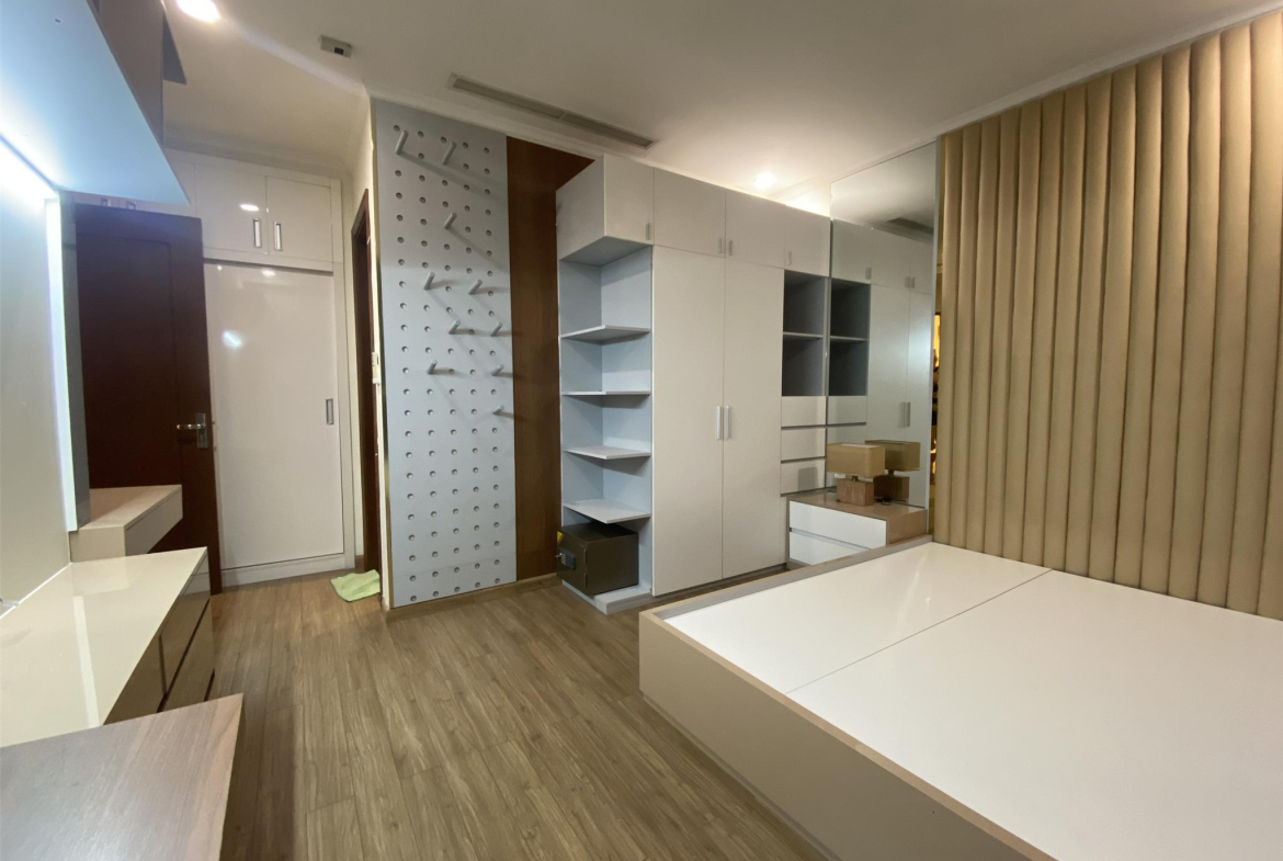 ban-can-ho-vinhomes-central-park-2-phong-ngu-0922196969-4