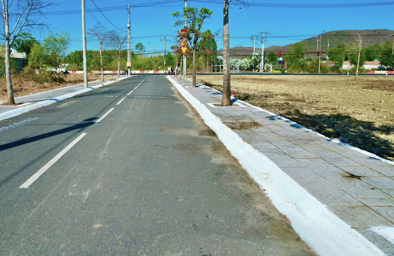 ban-dat-mt-duong-44a