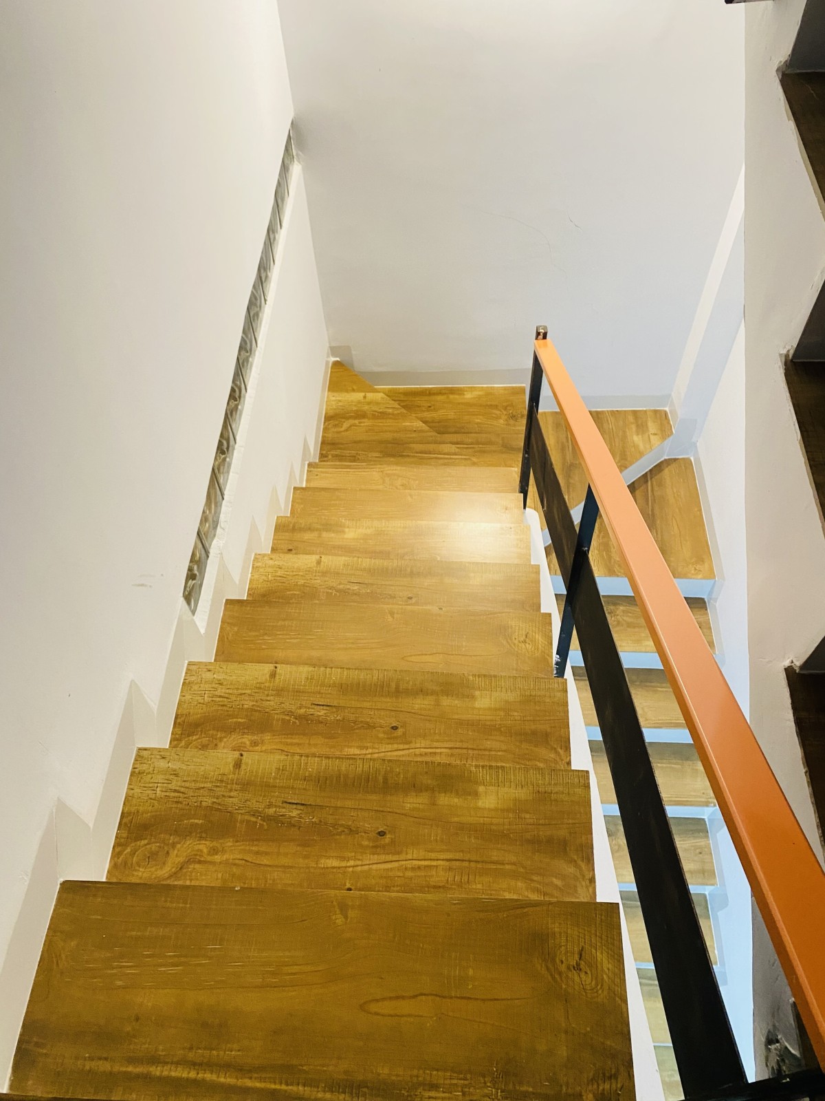 ban-nha-ba-thang-hai-quan-10 (2)