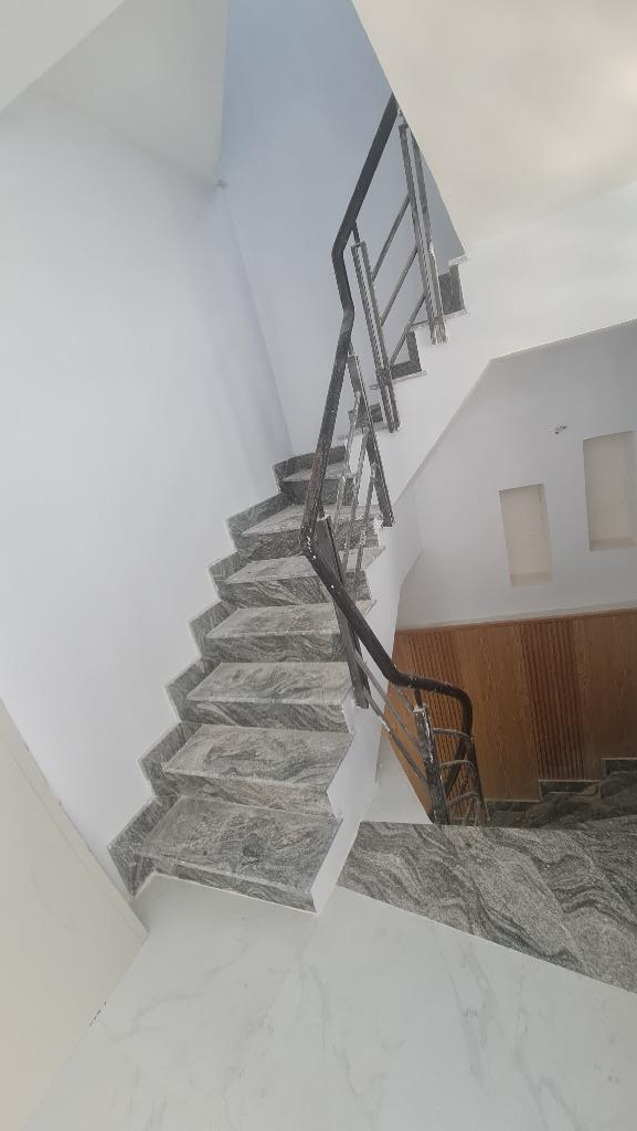 ban nha binh tan ba hom 0905141561 (3)