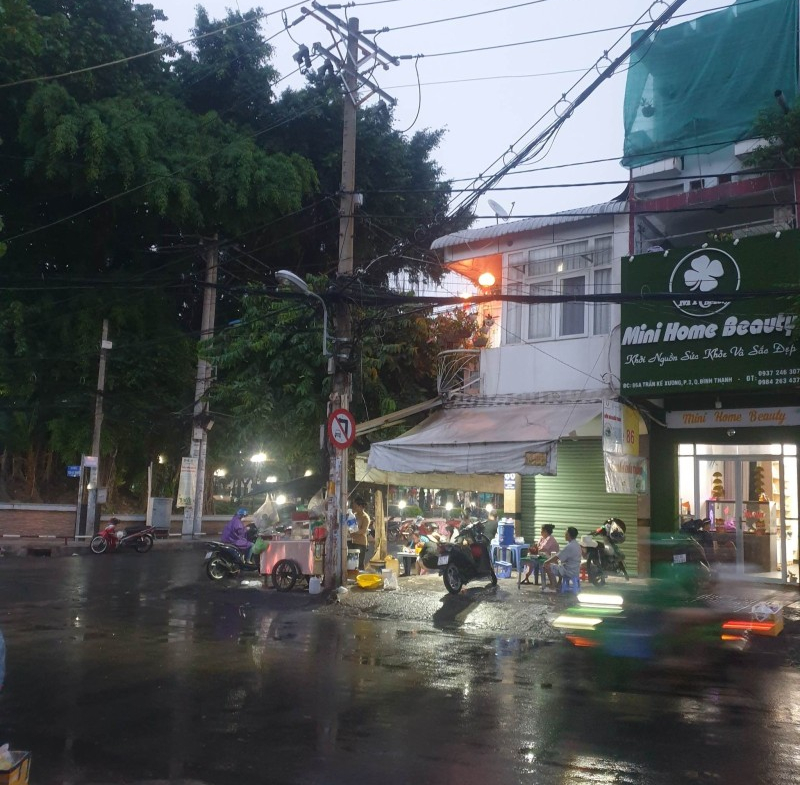 ban nha phu nhuan tran ke xuong (6)