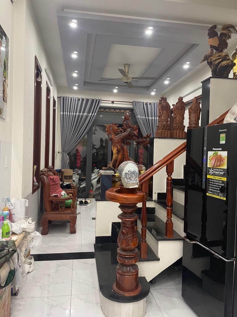 ban-nha-phuong-linh-trung-thu-duc (1)