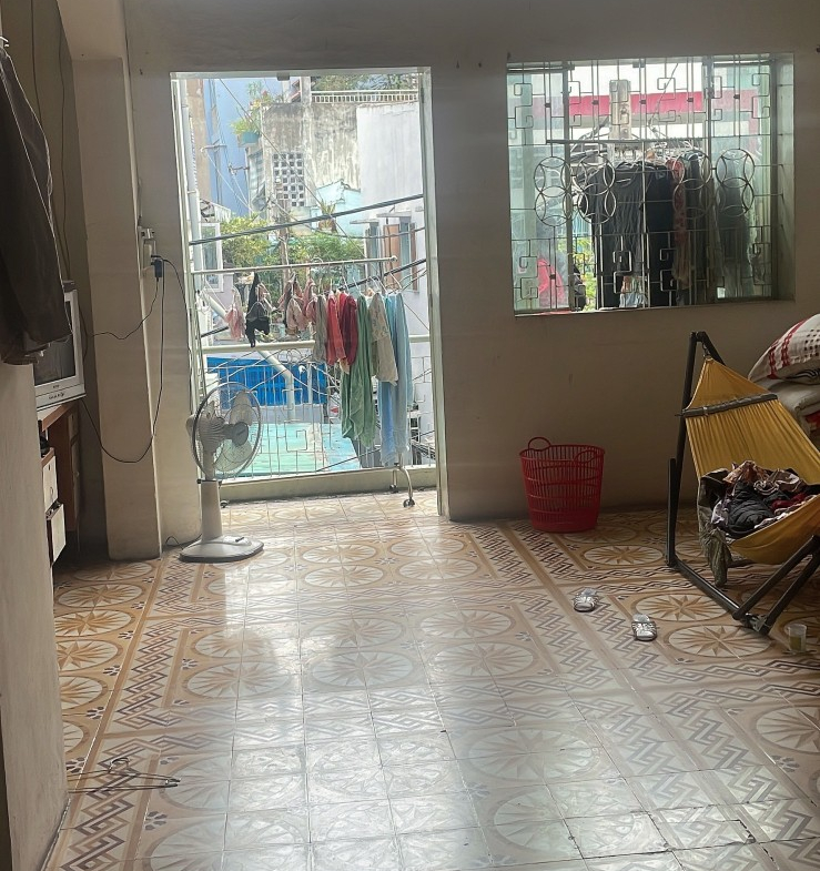 ban-nha-quan-10-duong-dien-bien-phu-hem4m