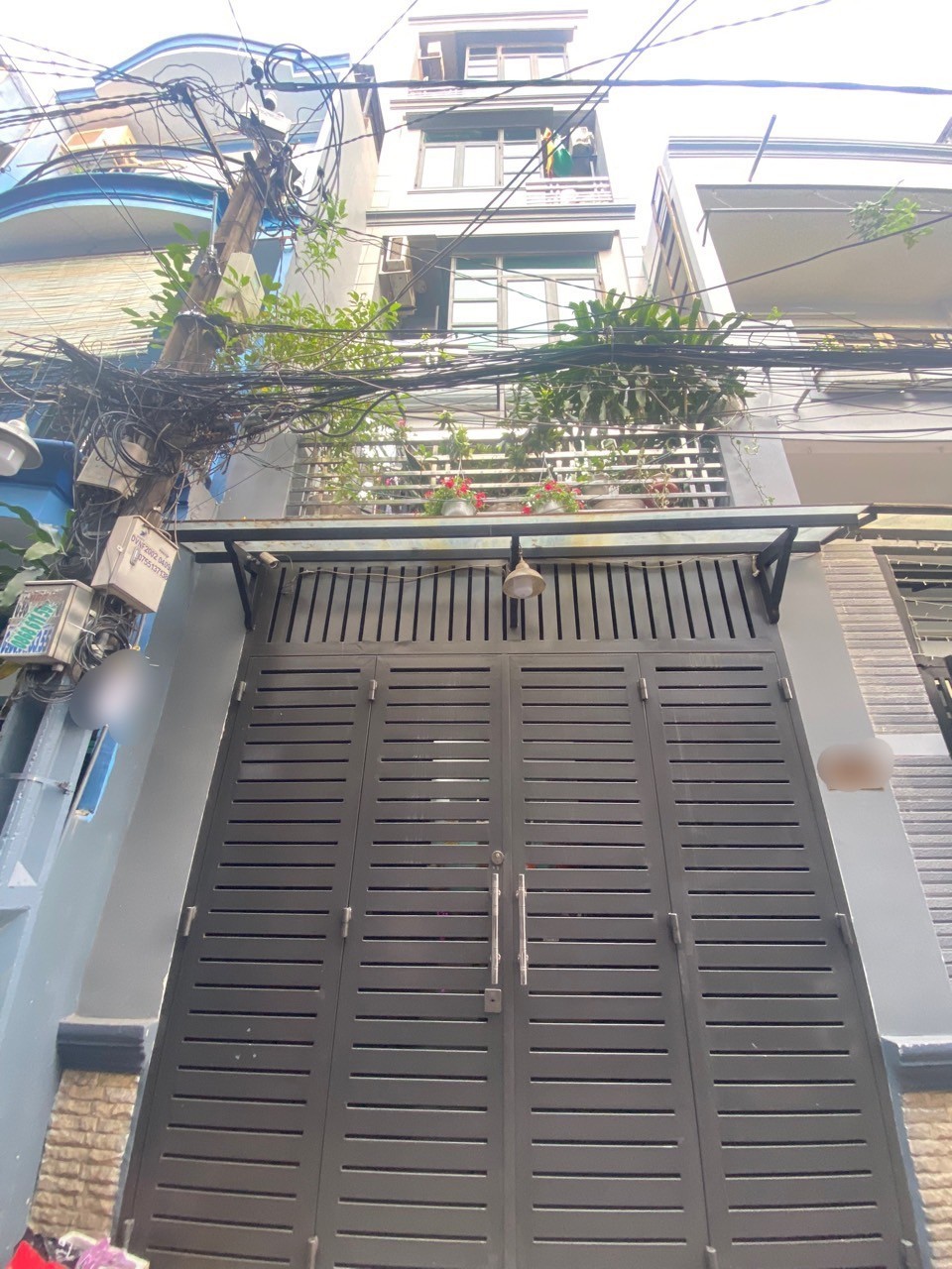 ban-nha-quan-tan-binh-duong-pham-van-hai